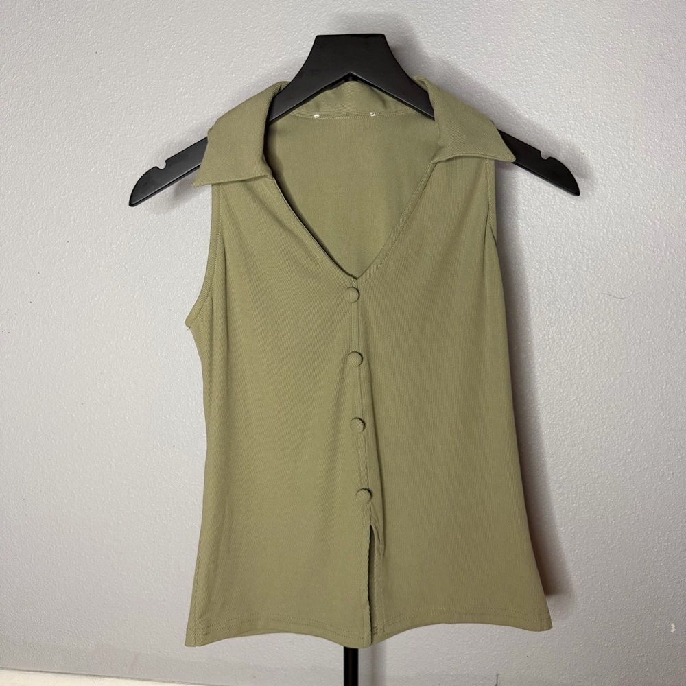 Chic Olive Green Sleeveless Blouse Collared Button-Up